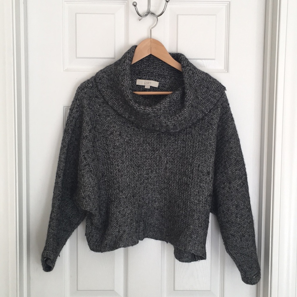 {LOFT} Cropped Cowl Neck Sweater in Gray & Black M